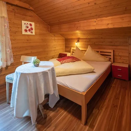 Haus Waldrast カップル