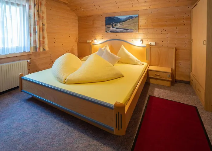 Haus Waldrast فندق مبيت وإفطار كابل