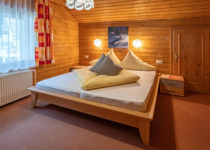 Haus Waldrast فندق مبيت وإفطار كابل